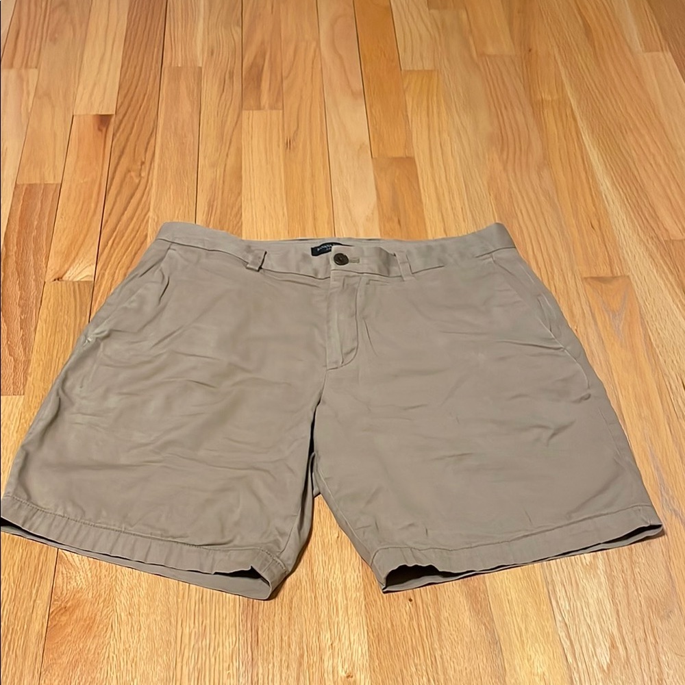 Men's Banana Republic Khaki Aiden Shorts